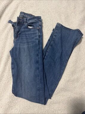 American Eagle Outfitters Women’s Medium Dark Blue Flare Jeans